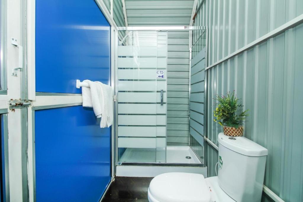 Airport A4 Transit Hub - Eco Chalets Катунаяка Екстер'єр фото